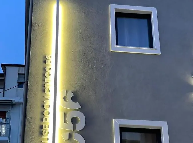 House Room Civico 56