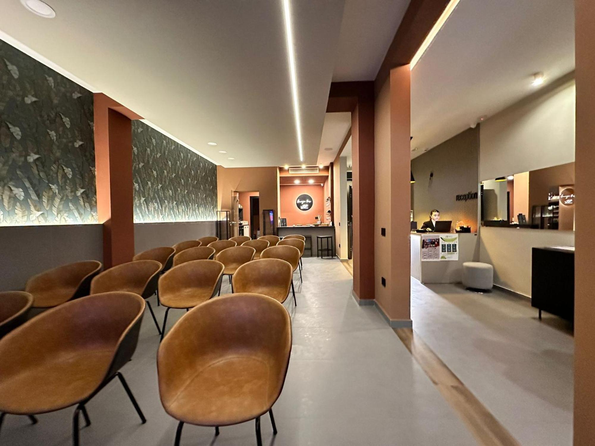 House Civico 56 *